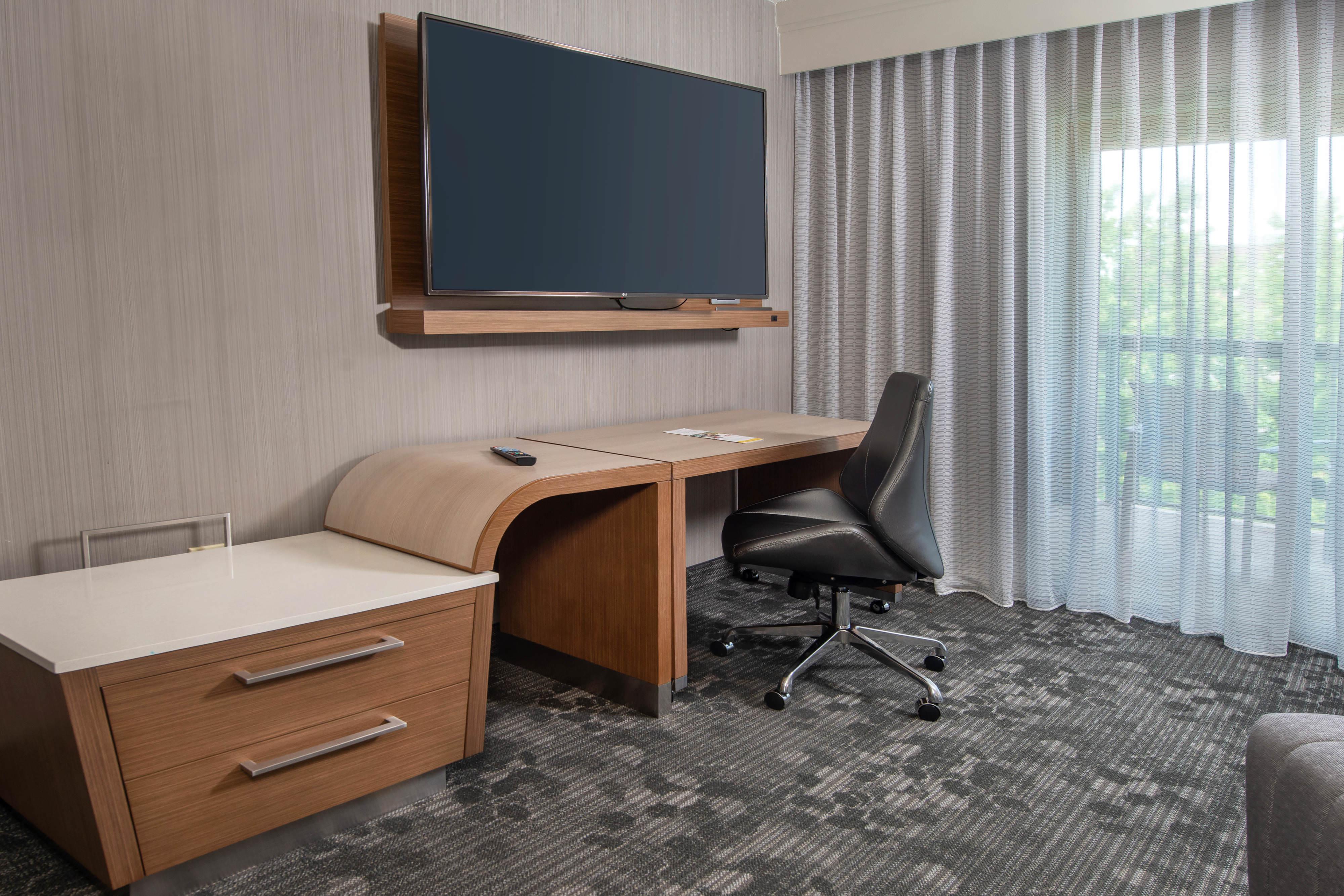 Sonesta Select Allentown Bethlehem Airport Exterior photo
